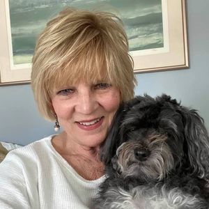 Meet your Posher, Debbie